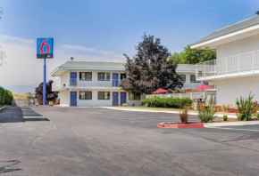 Motel 6-Medford, OR